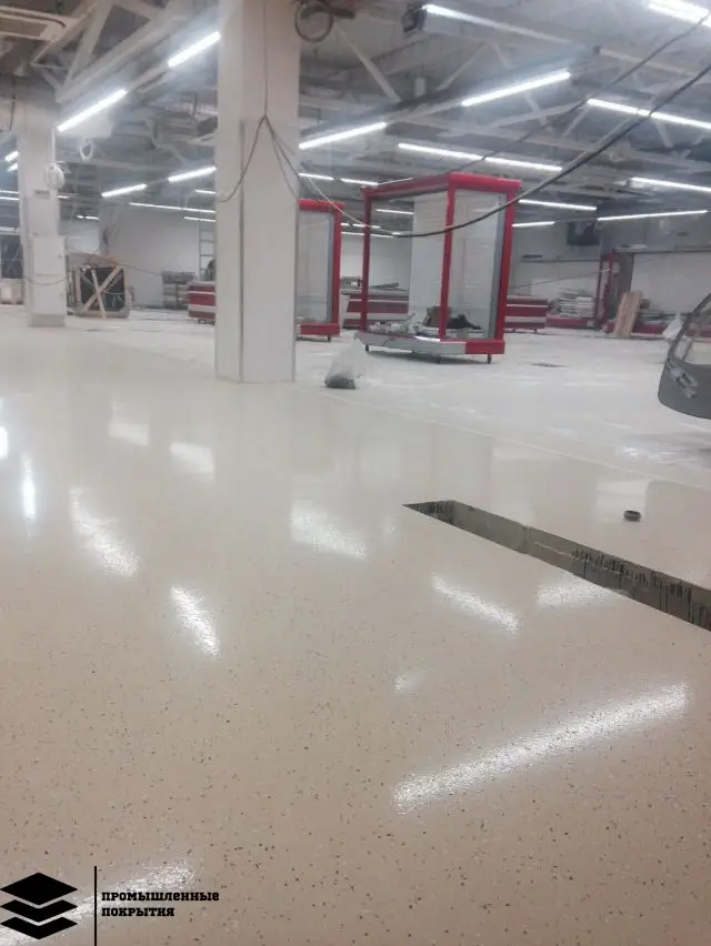 Промышленный пол с полимерным эпоксидным покрытием