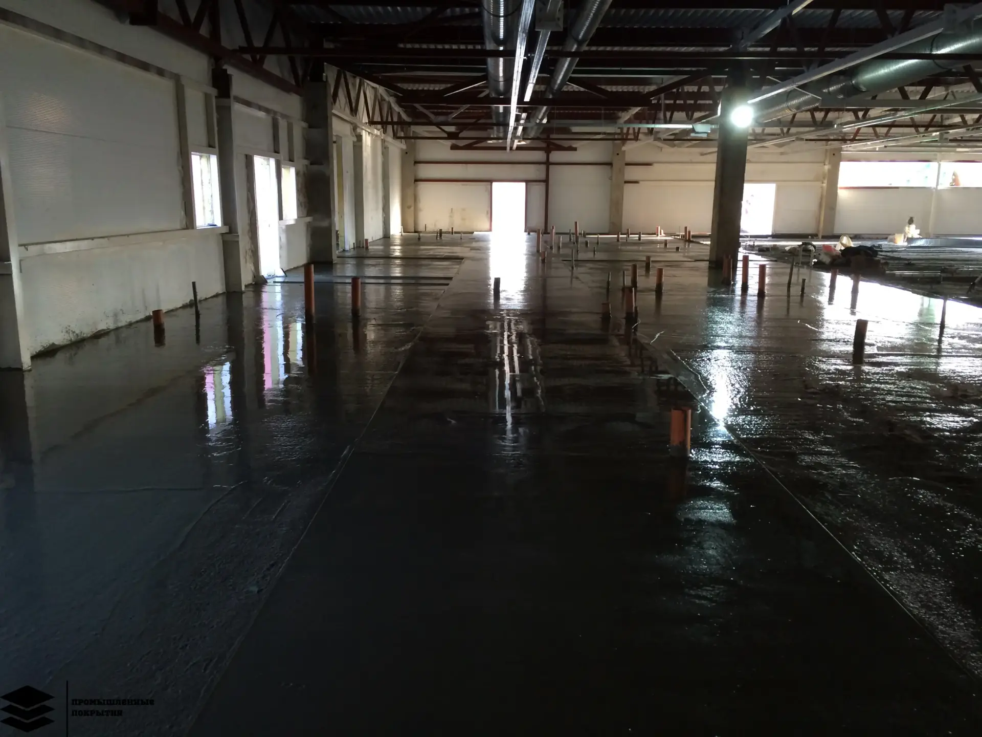 Промышленный пол с полимерным эпоксидным покрытием